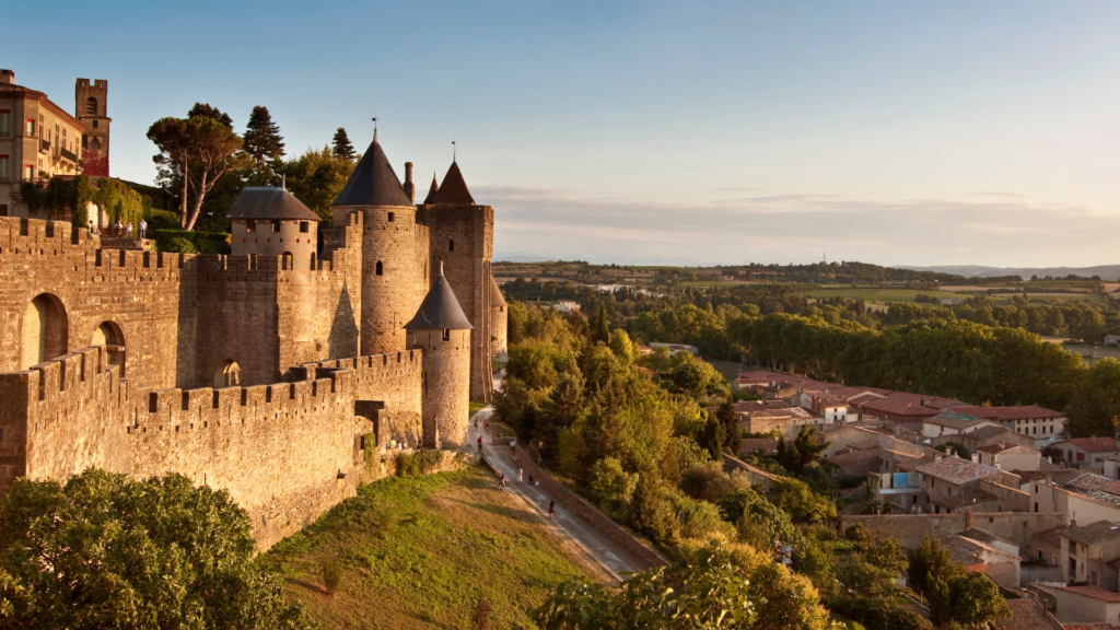 chateau et remparts de la cite de carcassonne